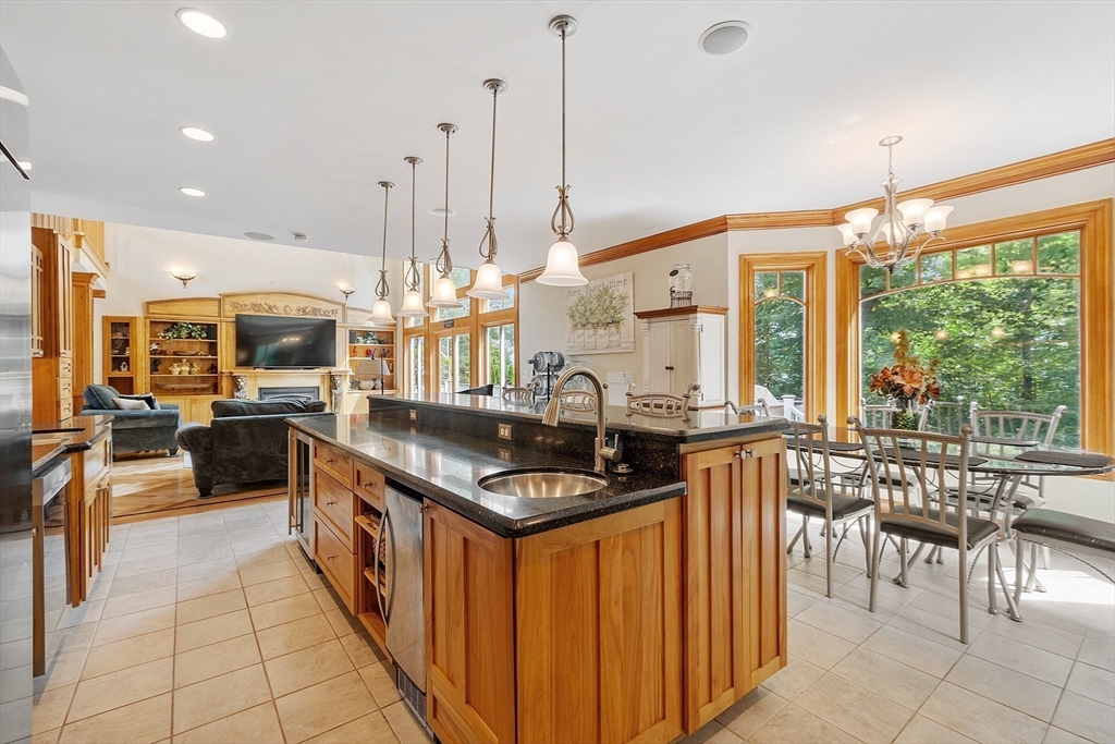 73 W Shore Road