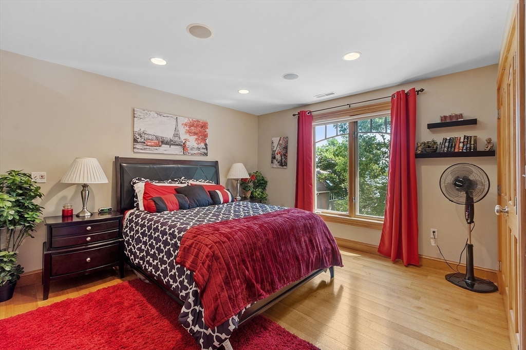 73 W Shore Road