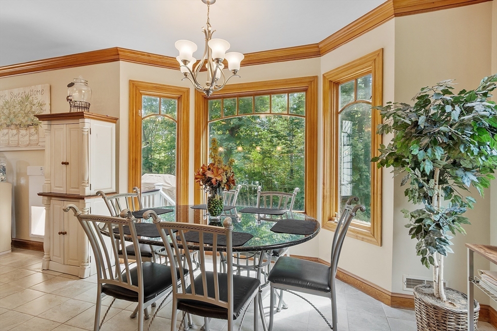 73 W Shore Road