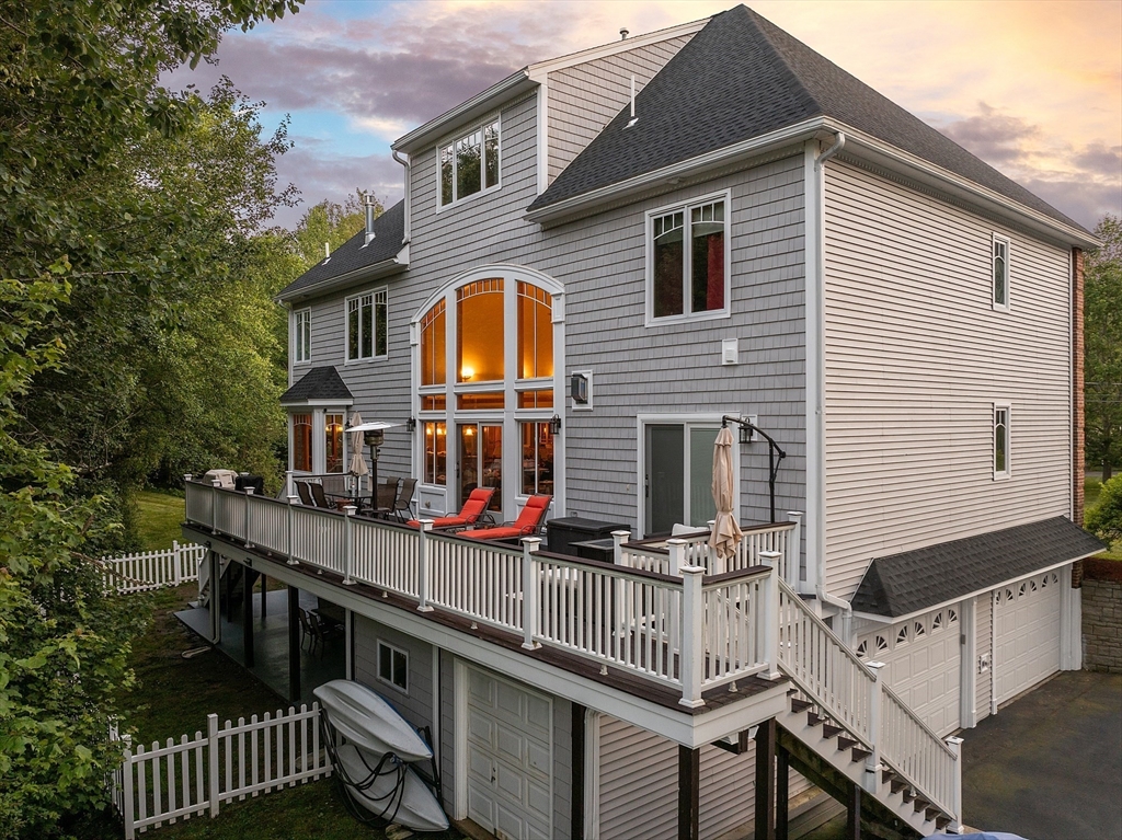 73 W Shore Road
