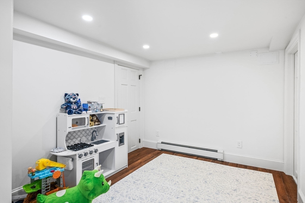 9 Sevinor Road