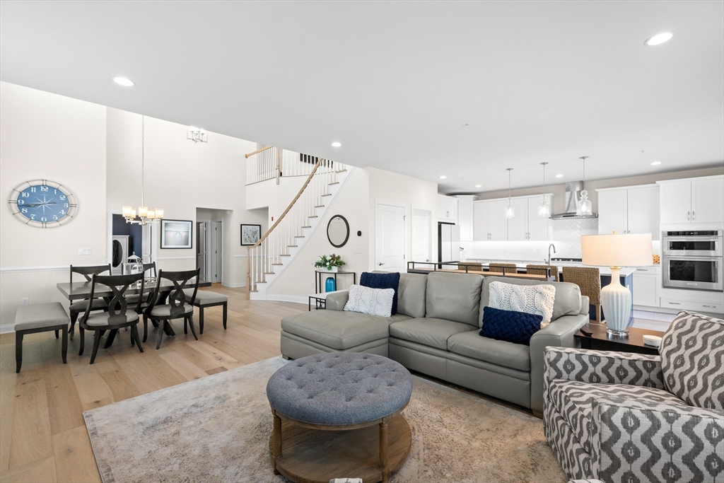 70 Phoebe St # 86