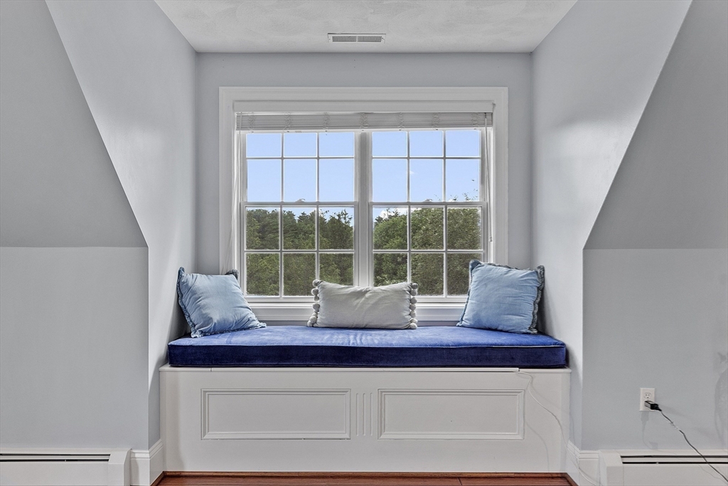 2 Hemlock Lane