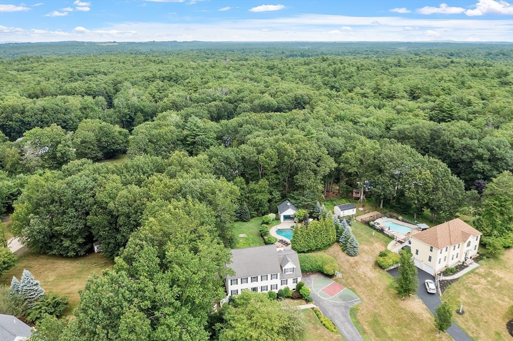 2 Hemlock Lane