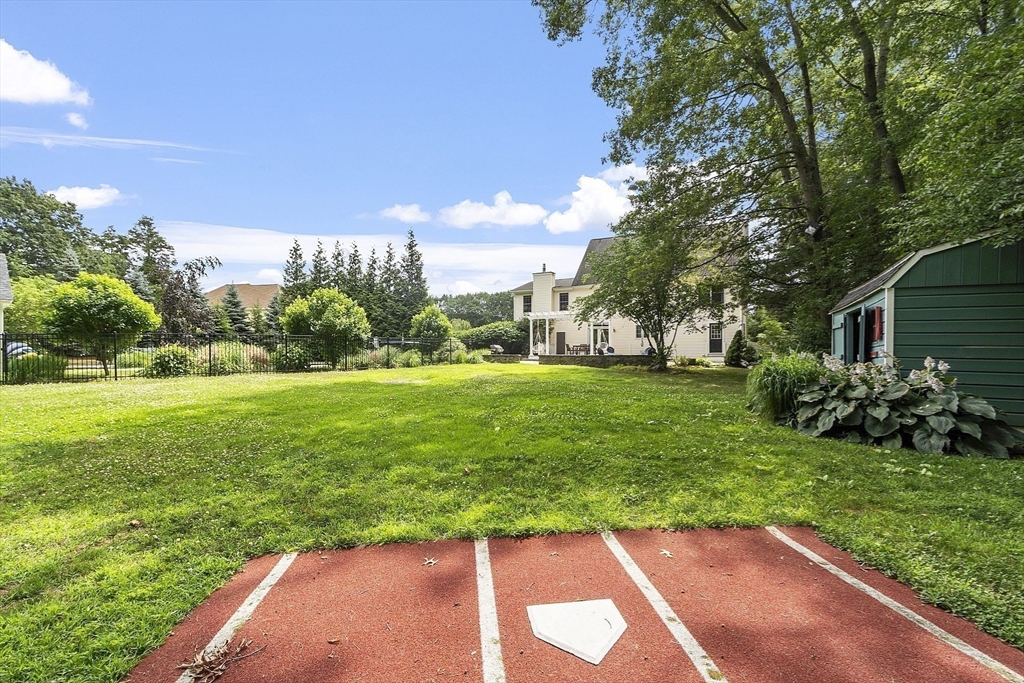 2 Hemlock Lane