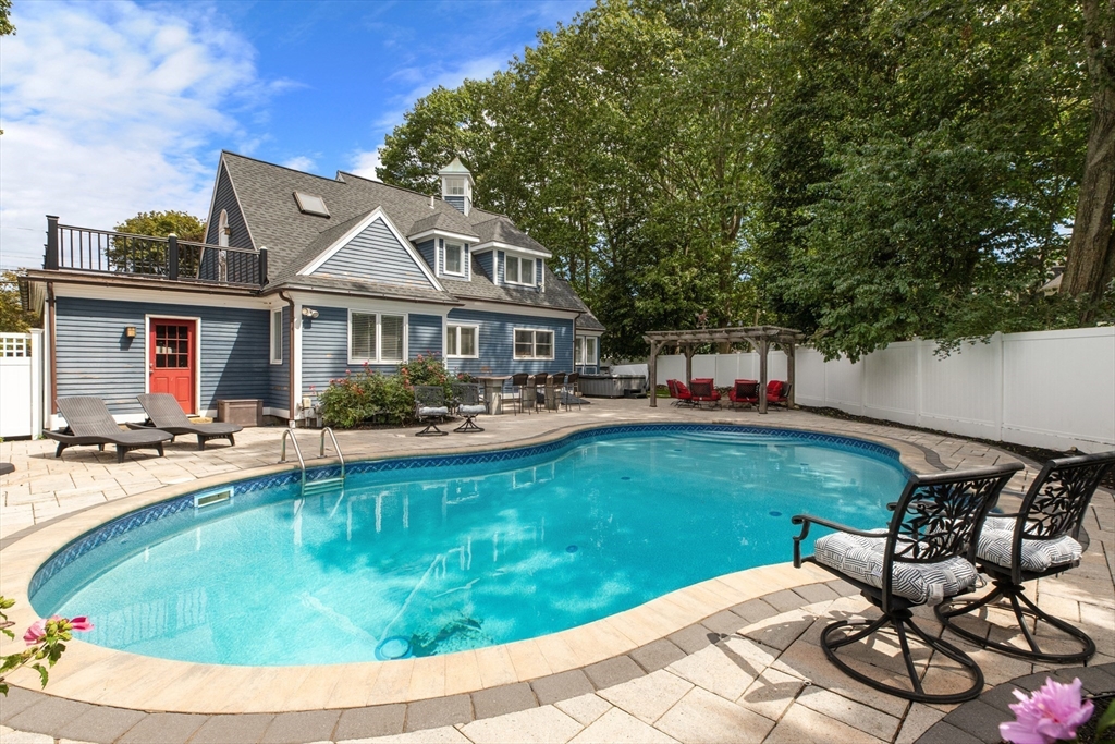 43 Ferry Rd