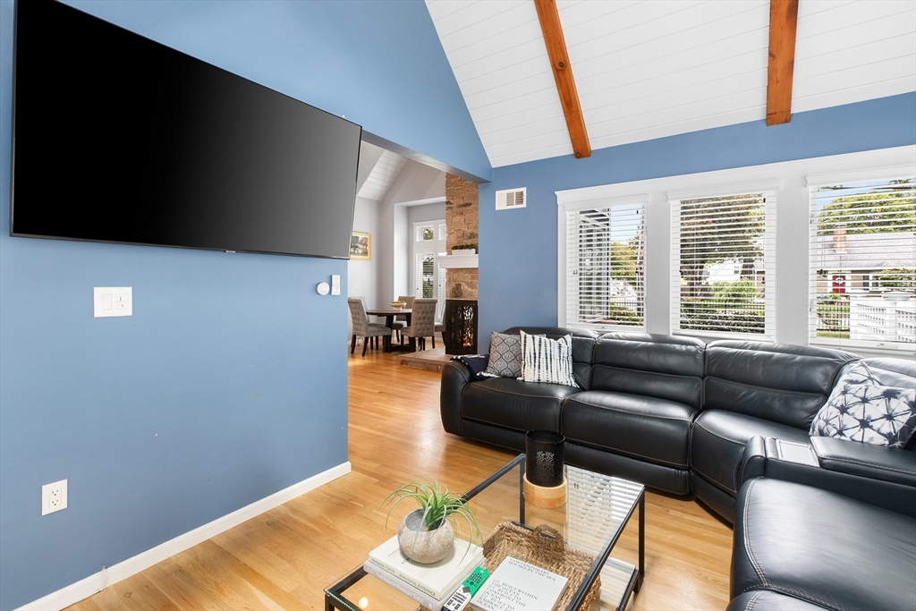 43 Ferry Rd