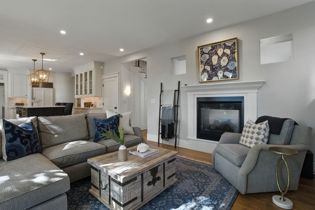 7 Vernon Street # 7