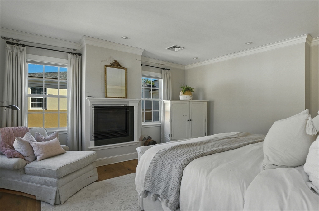 7 Vernon Street # 7