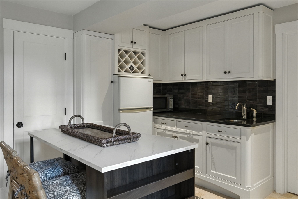 7 Vernon Street # 7
