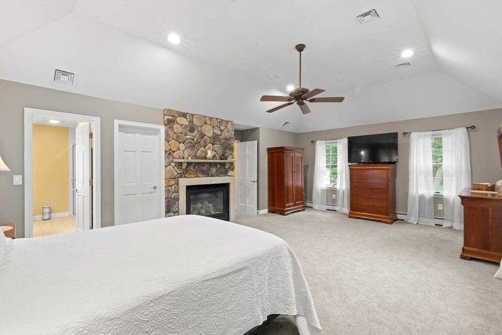 17 Sawmill Ridge