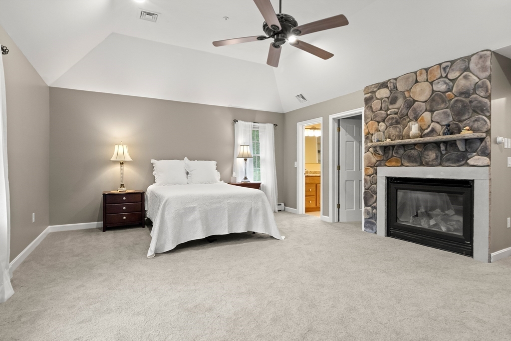 17 Sawmill Ridge