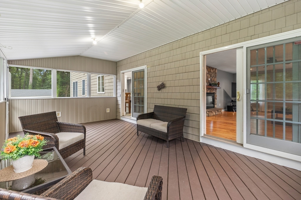 17 Sawmill Ridge