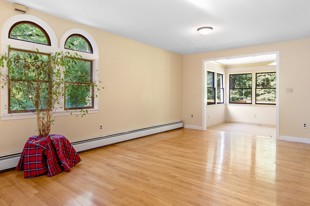 18 Harriman Rd