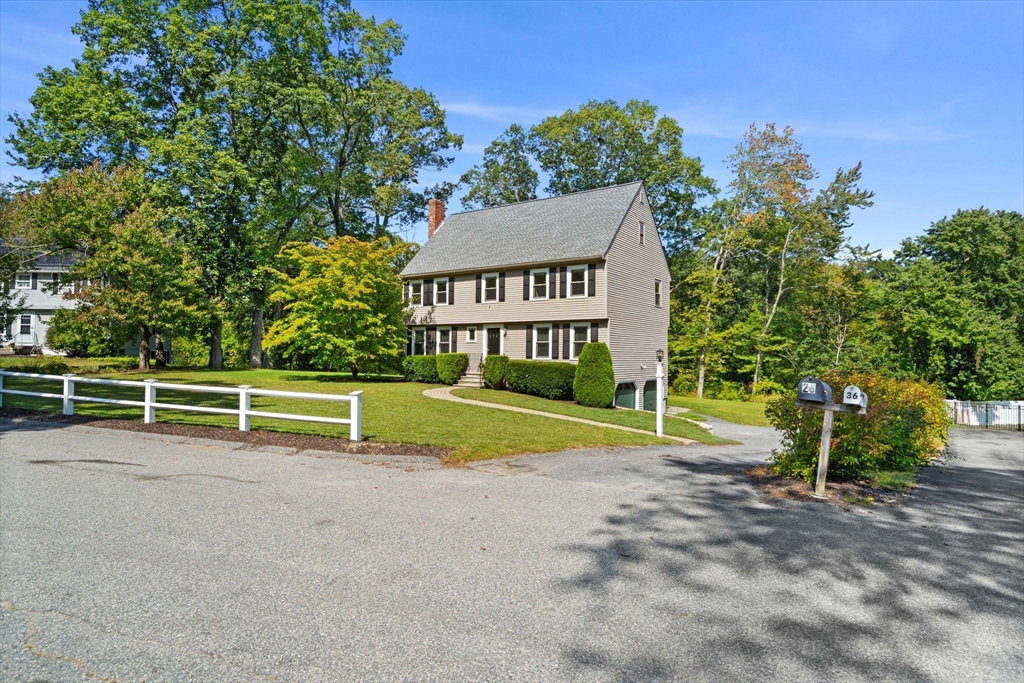 26 Woodberry Lane