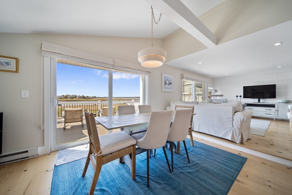 5 Harbor St