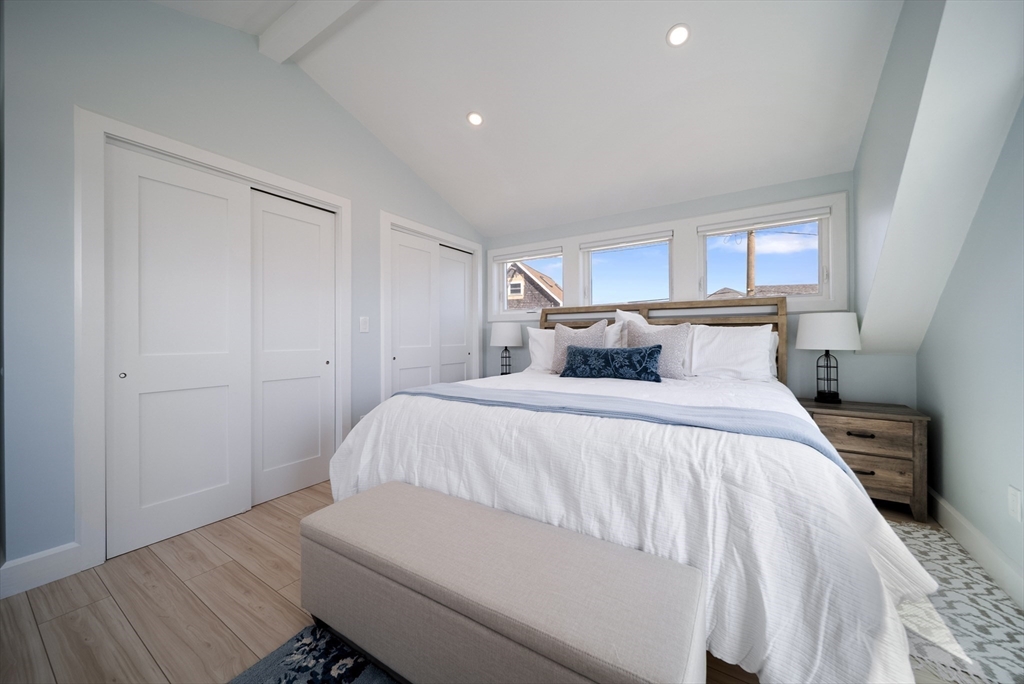 5 Harbor St