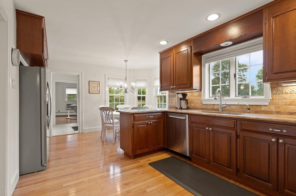 27 Burley Farm Rd