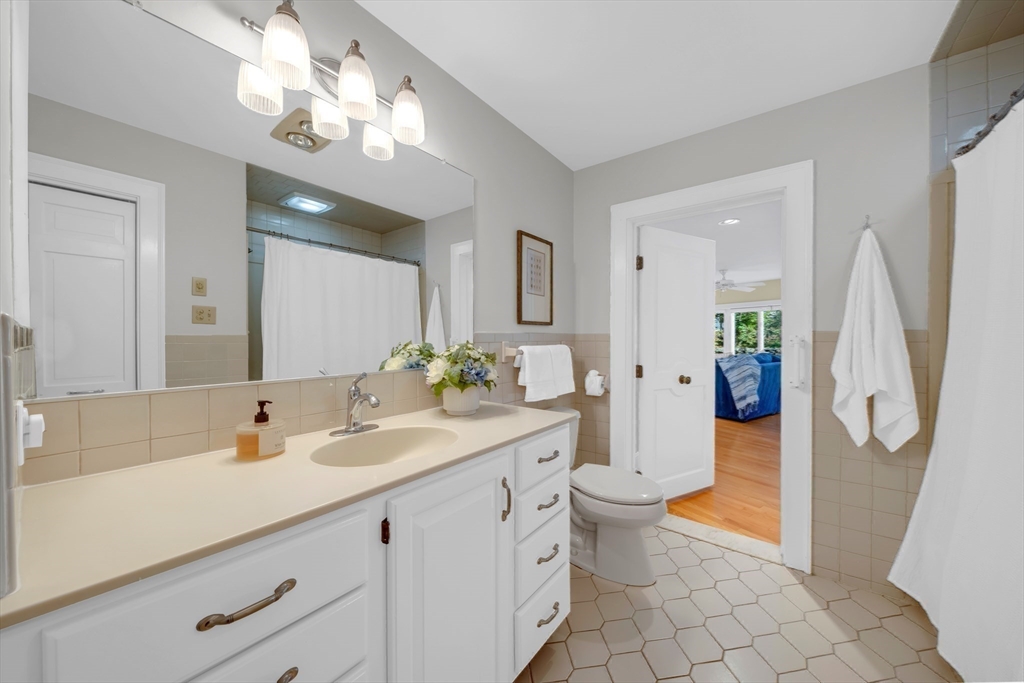 27 Burley Farm Rd