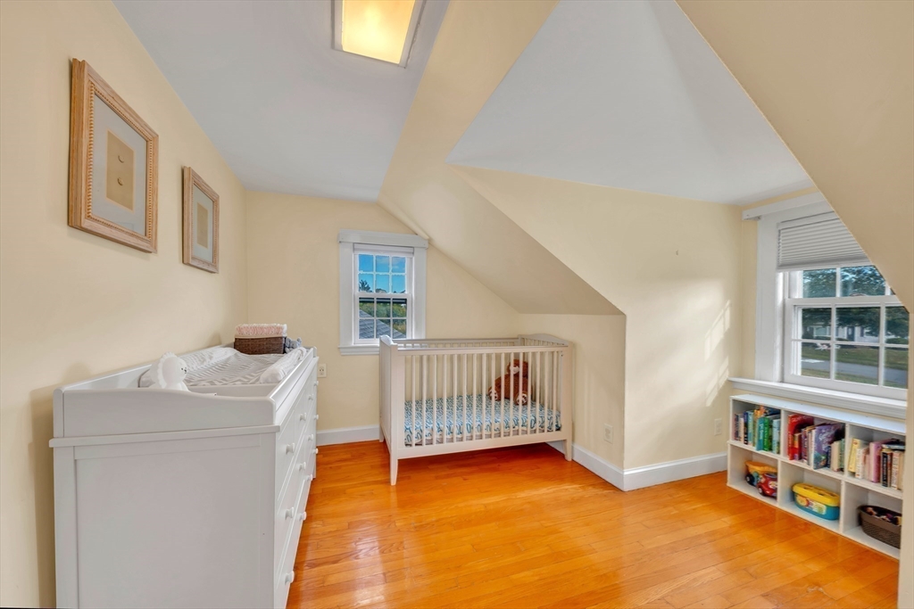 27 Burley Farm Rd