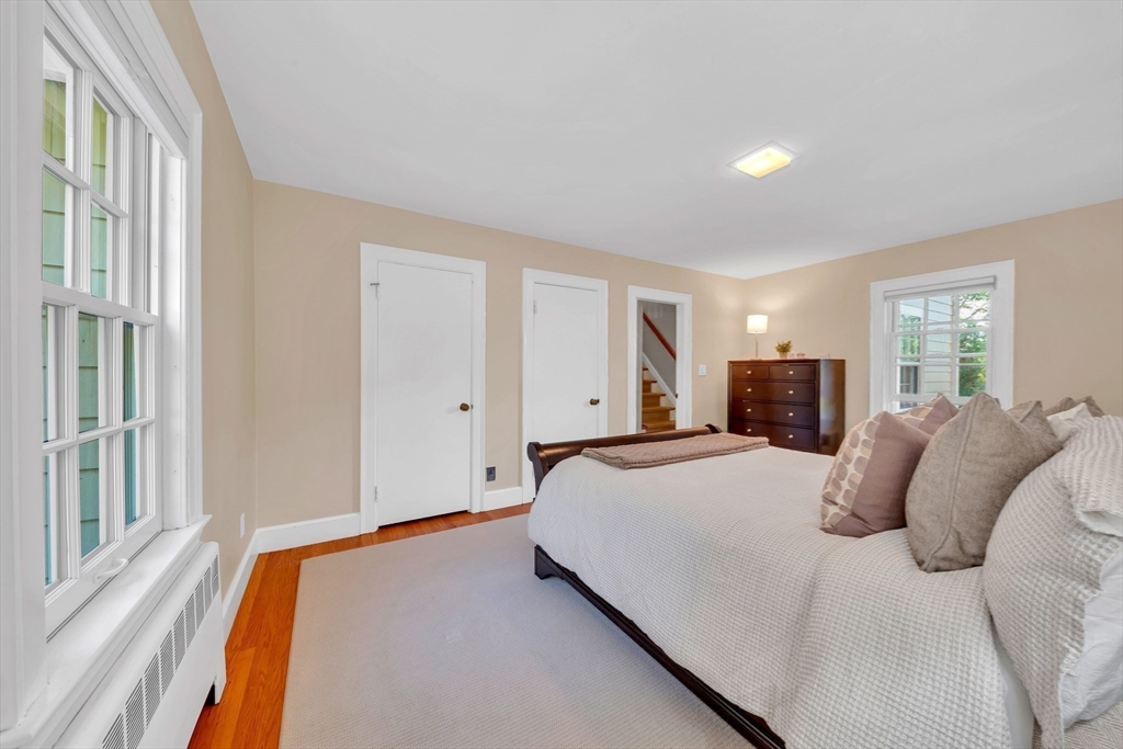 27 Burley Farm Rd
