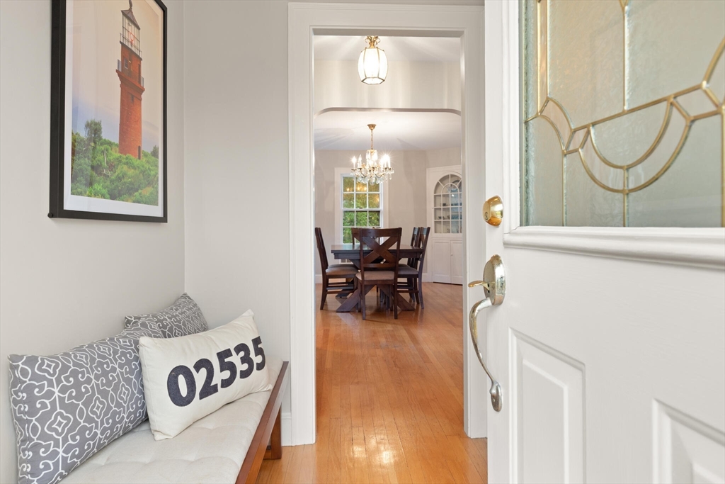 27 Burley Farm Rd