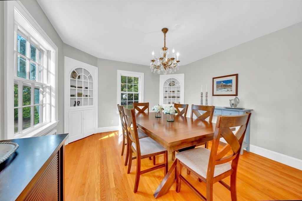 27 Burley Farm Rd