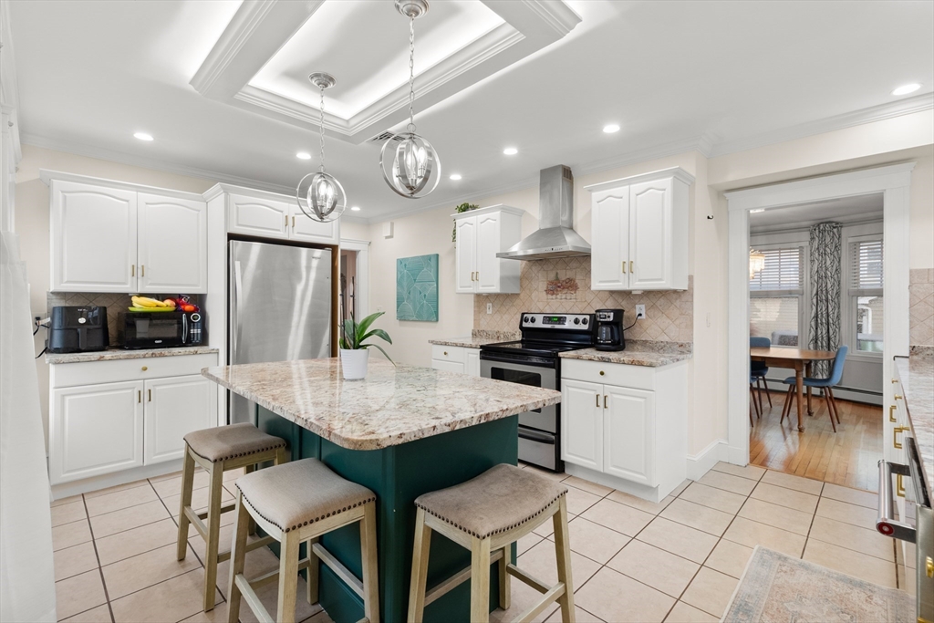 112 Fays Ave