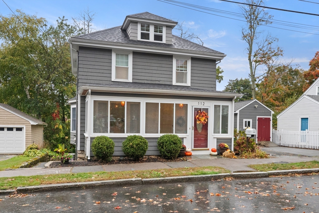 112 Fays Ave