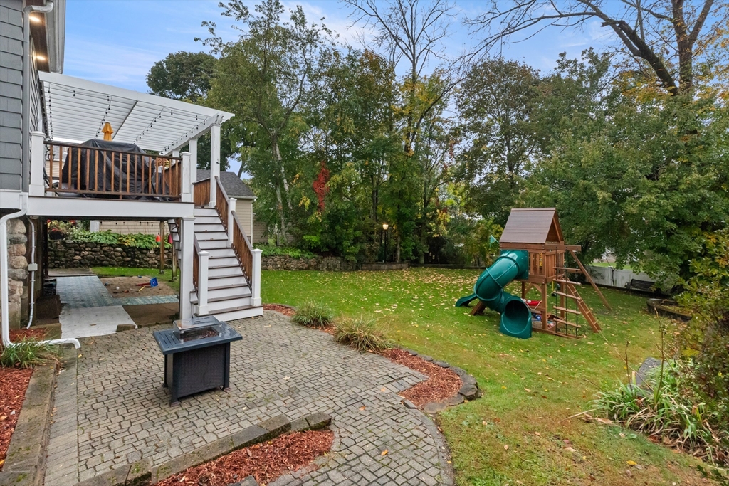 112 Fays Ave