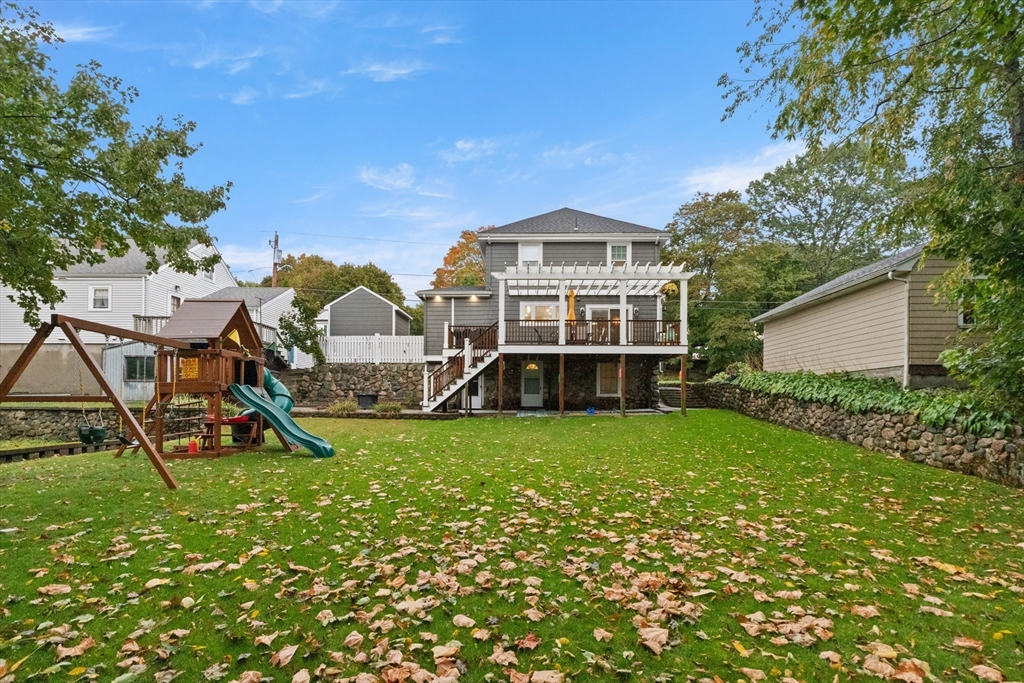 112 Fays Ave