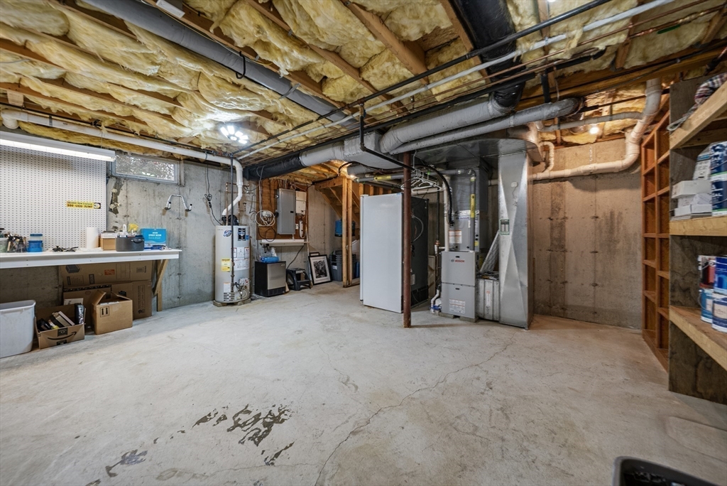 20 Collins St # B