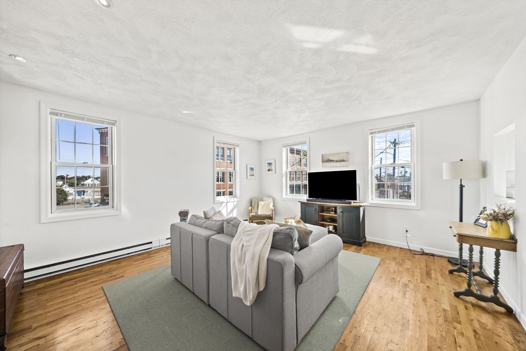 30-32 Water Street # 4