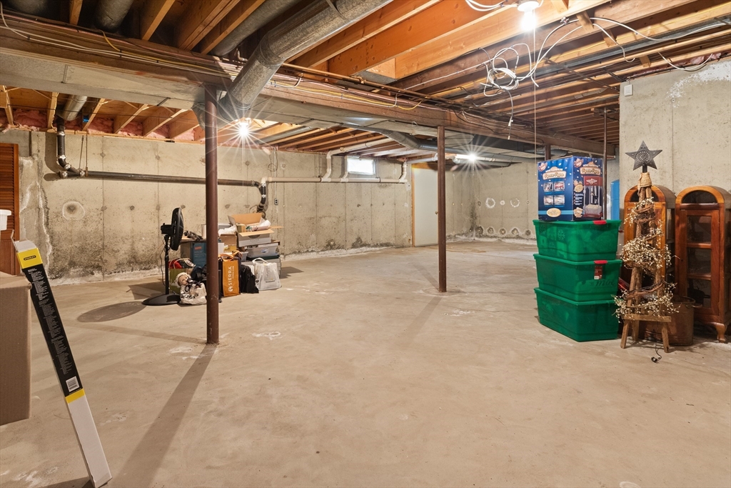 111 Moulton St