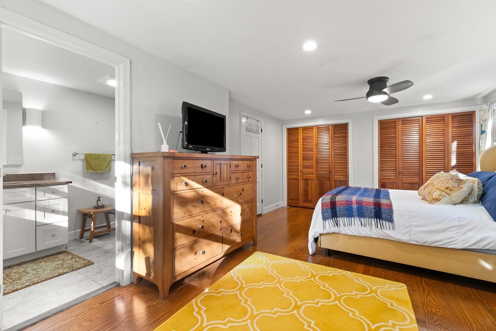 111 Moulton St