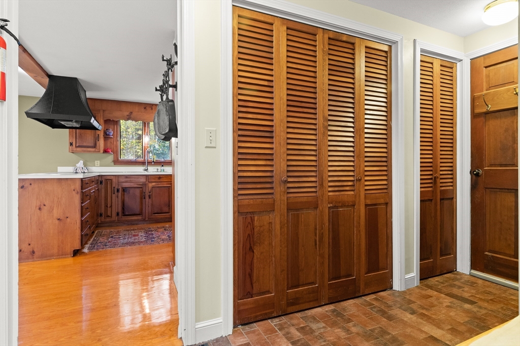 111 Moulton St