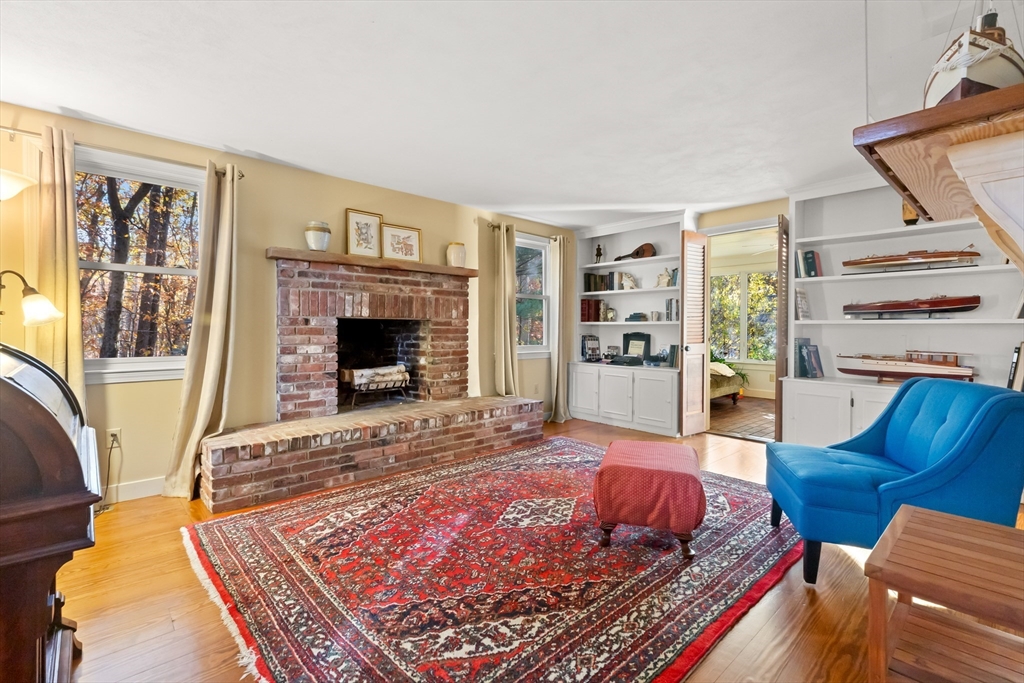 111 Moulton St