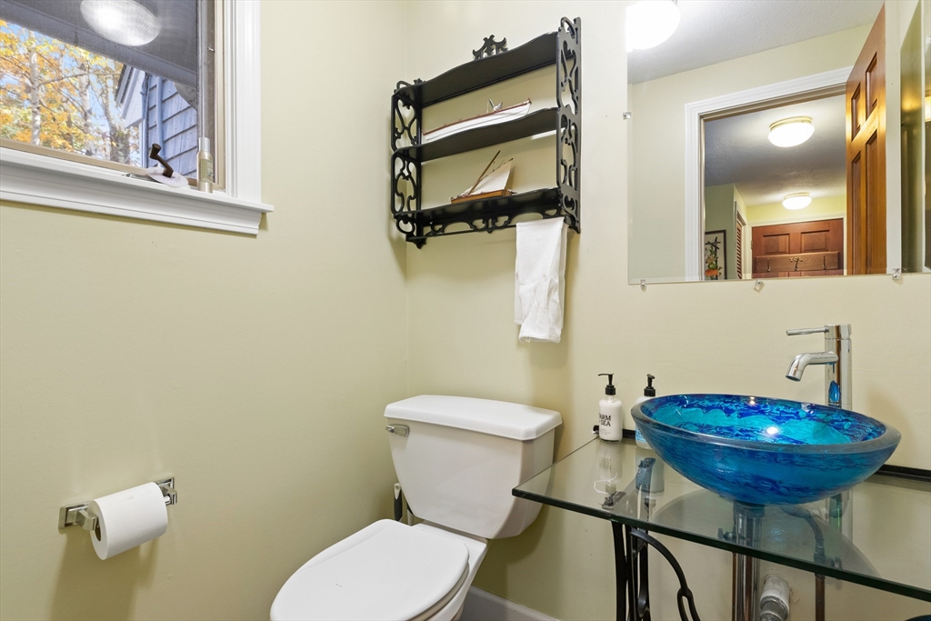 111 Moulton St
