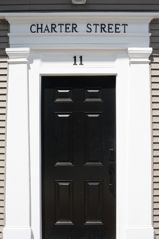 11 Charter St