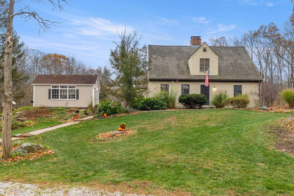 137 Indian Hill St