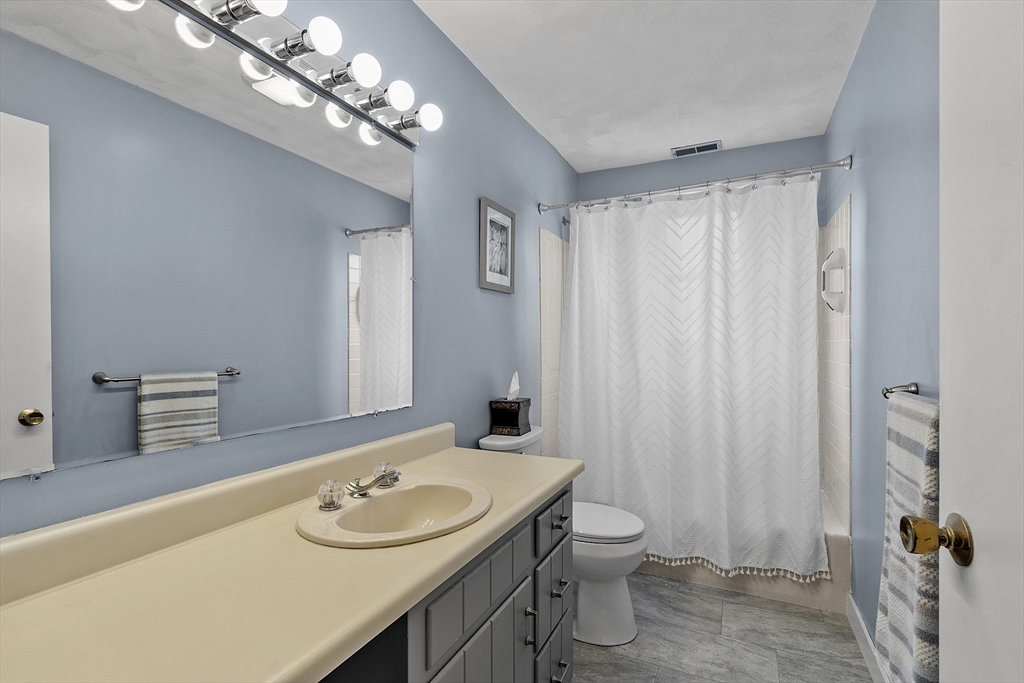 59 Riverdale Avenue # 2
