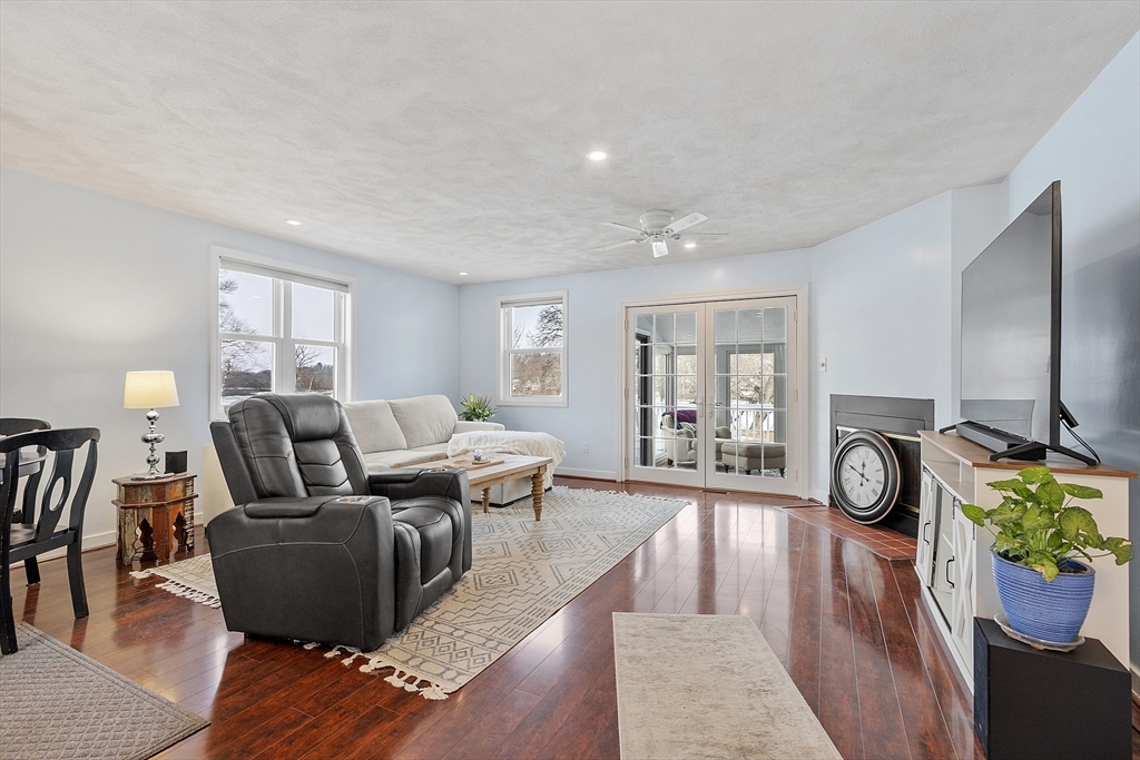 59 Riverdale Avenue # 2
