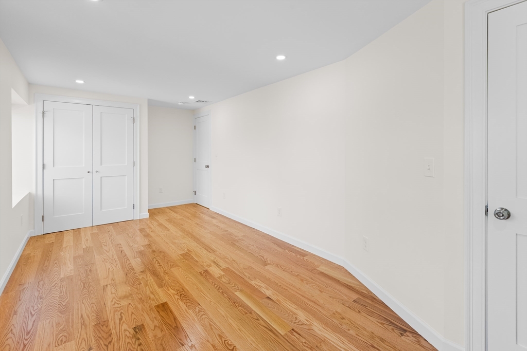 232 Lake Dr