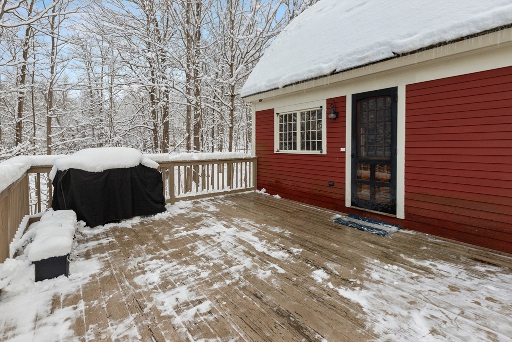 14 Sawmill Brook Rd