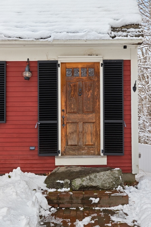 14 Sawmill Brook Rd