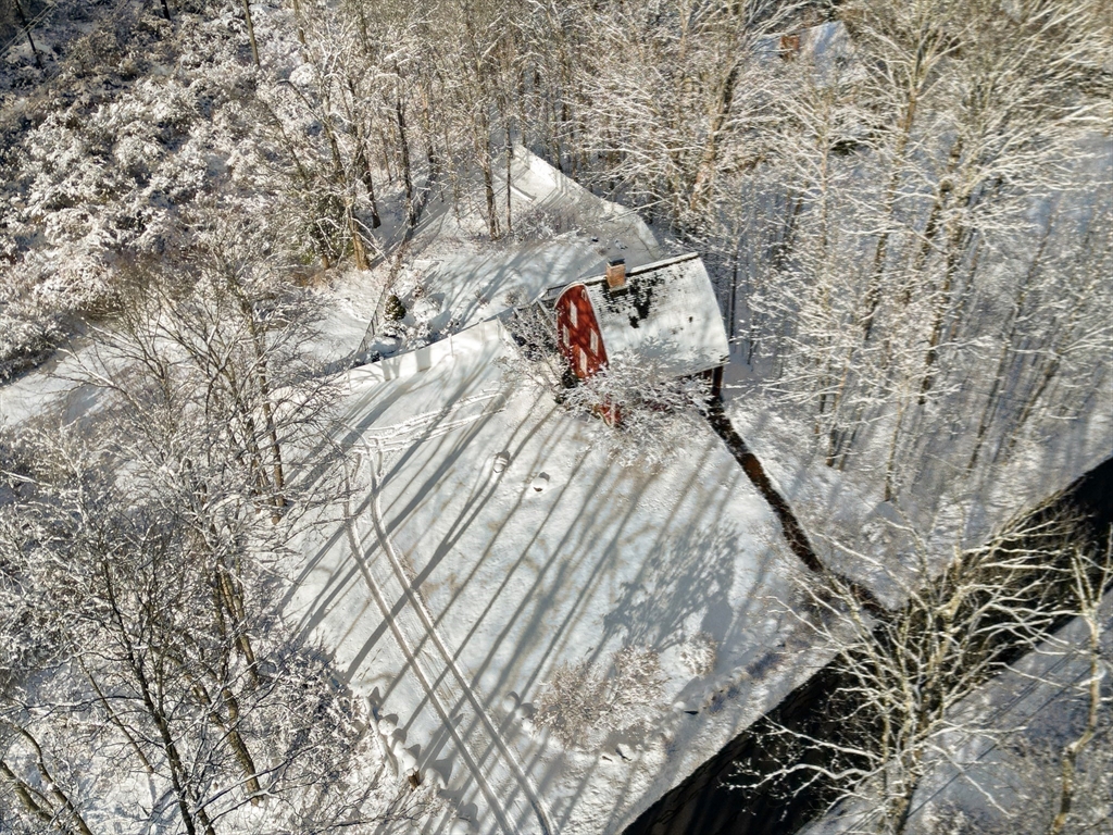 14 Sawmill Brook Rd
