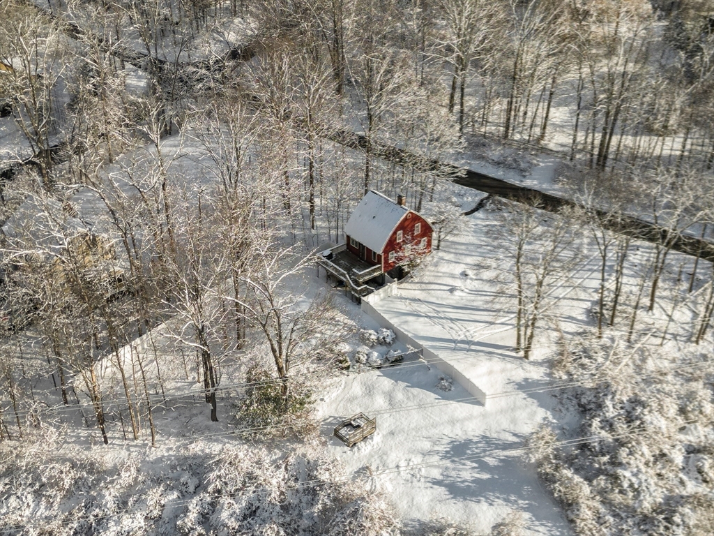 14 Sawmill Brook Rd