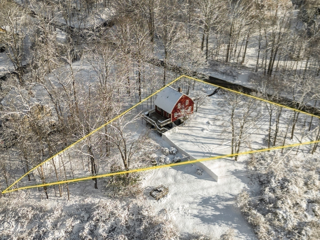 14 Sawmill Brook Rd