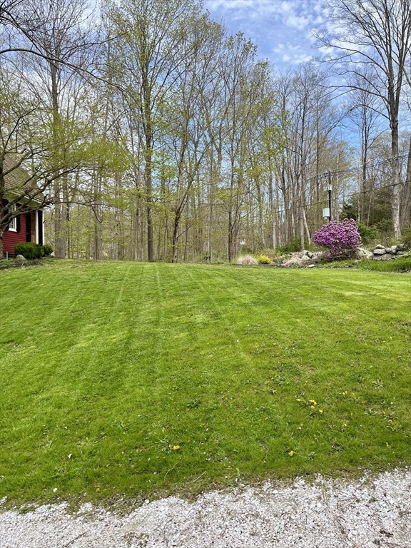 14 Sawmill Brook Rd
