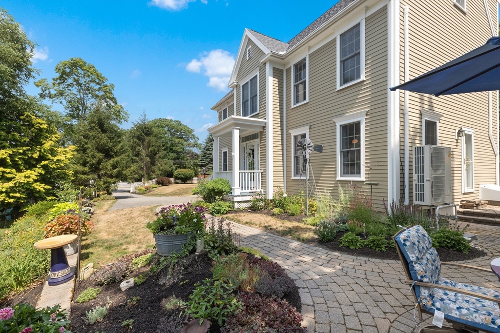 167 Main St
